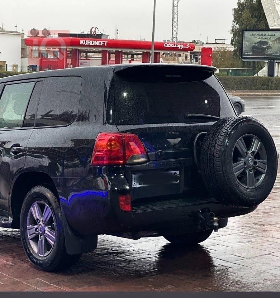 تويوتا لاندكروزر